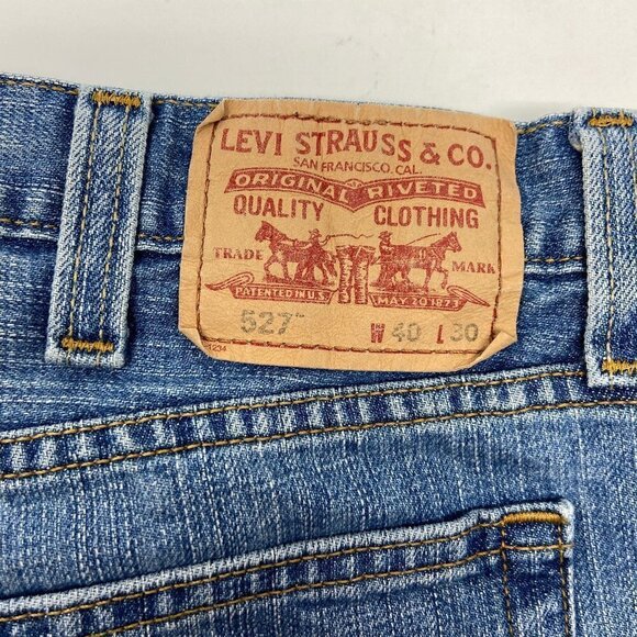 LEVI'S | Distressed Denim Cut-Off Shorts - Picture 7 of 10